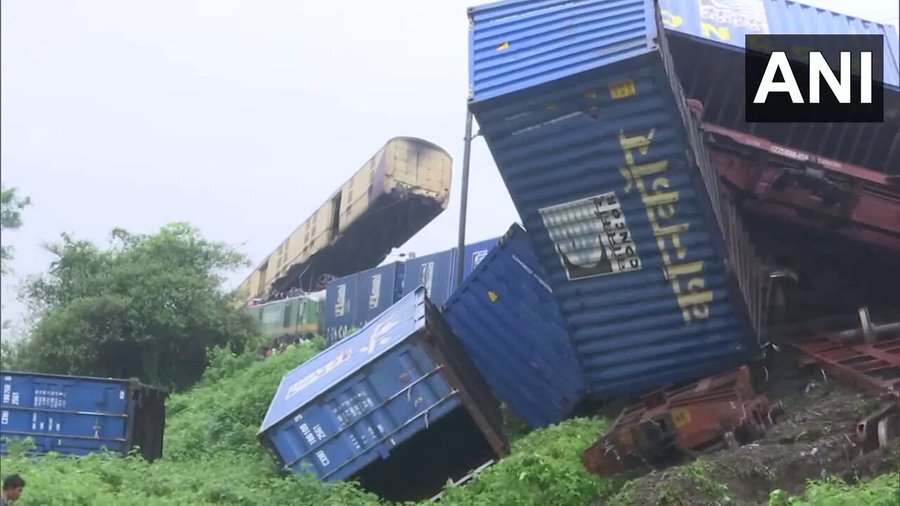 Kanchanjungha Express collides with goods train near Bengal's