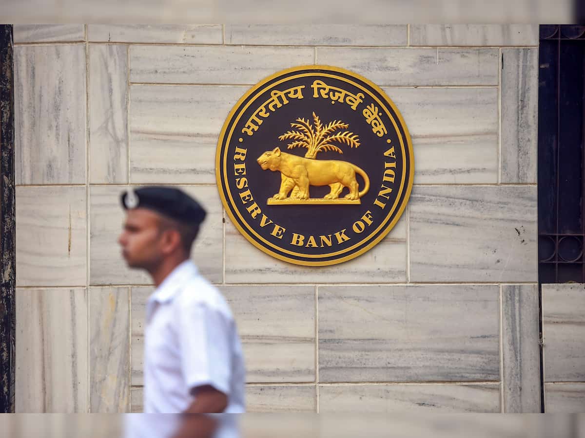 RBI imposes penalty on HSBC