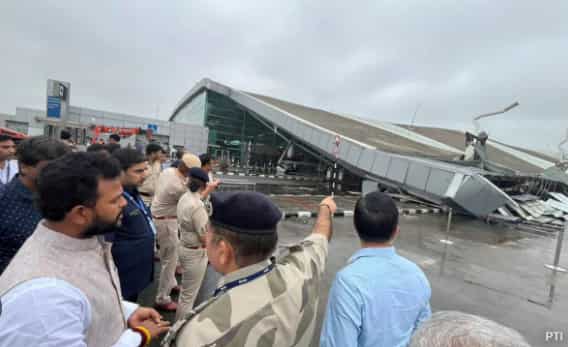 Delhi airport canopy collapse: Victim's family to decide on legal action after cremation 