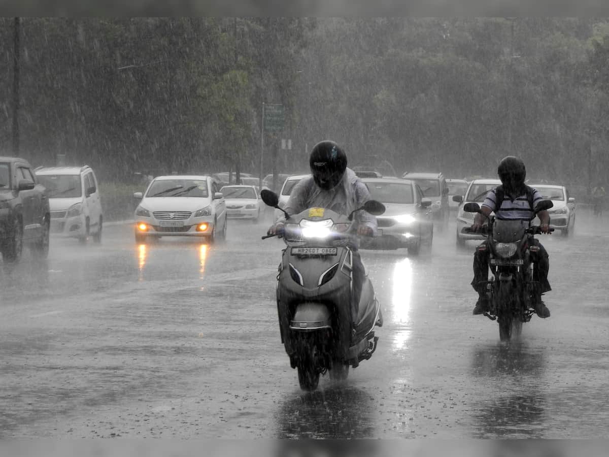 Heavy rains in many areas of Gujarat; Palsana in Surat receives over 150 mm rainfall in 10 hours