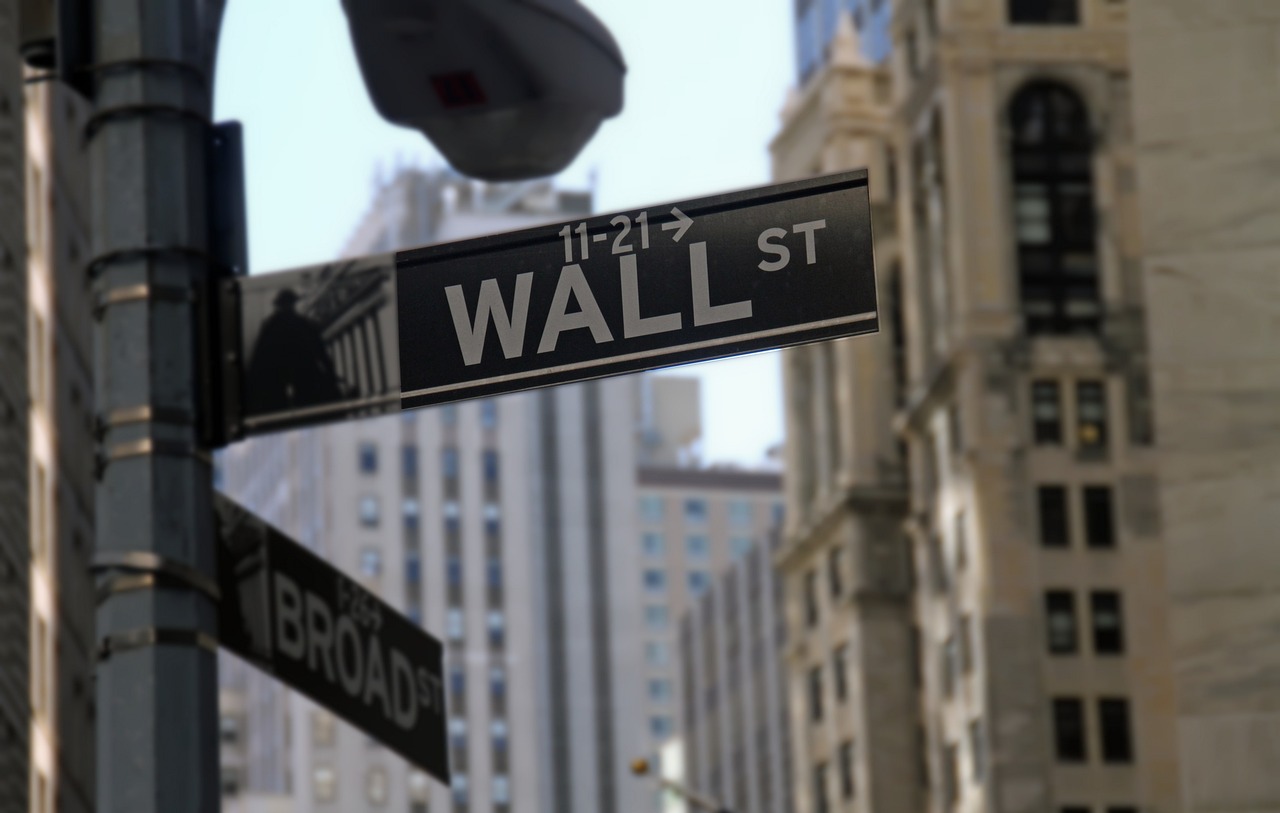 US Markets | Tesla, megacaps drive S&P 500, Nasdaq to higher close