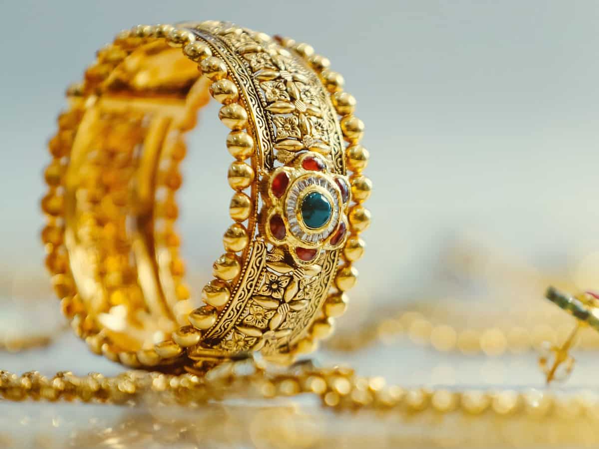 Kalyan Jewellers reports 27% revenue growth in Q1 FY'25, plans expansion
