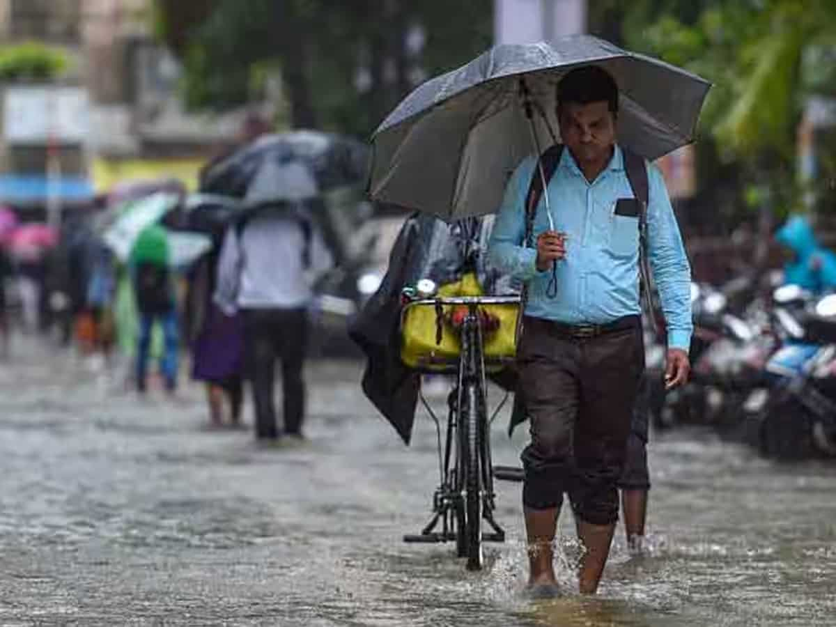 Rain impact: Both houses of Maharashtra legislature adjourned 