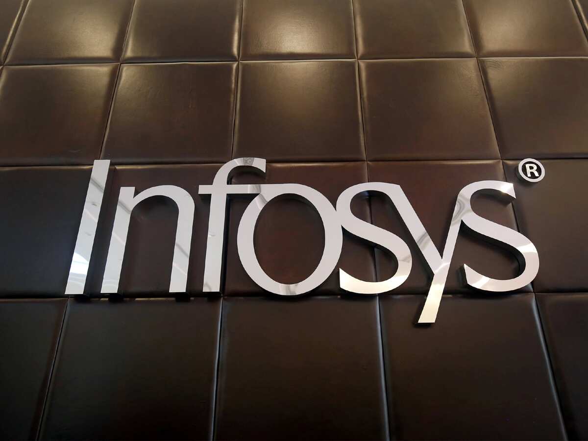 HSBC reiterates rating on Infosys stock