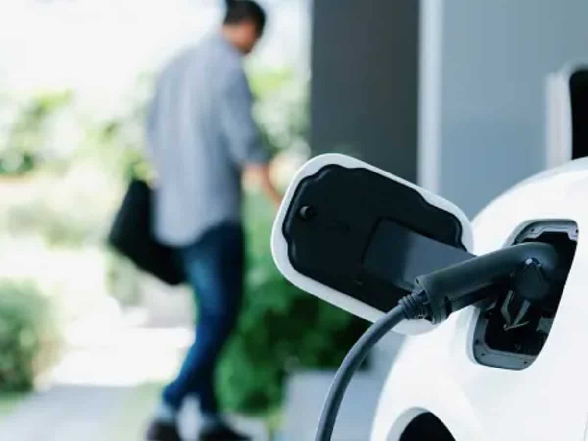 Cambodia aims to increase EVs to 30,000 units by 2030