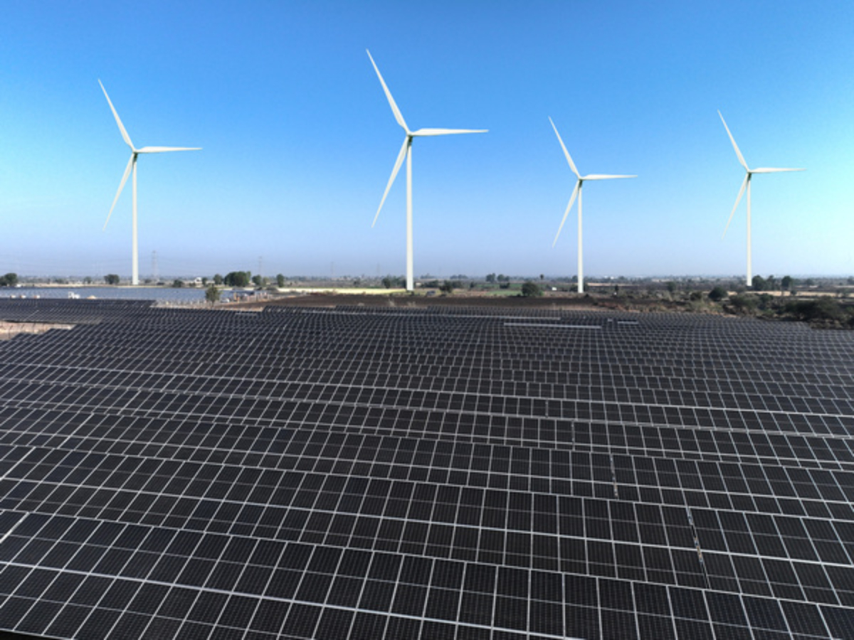 China continues to dominate global wind and solar energy, with construction capacity doubling the rest of the world combined