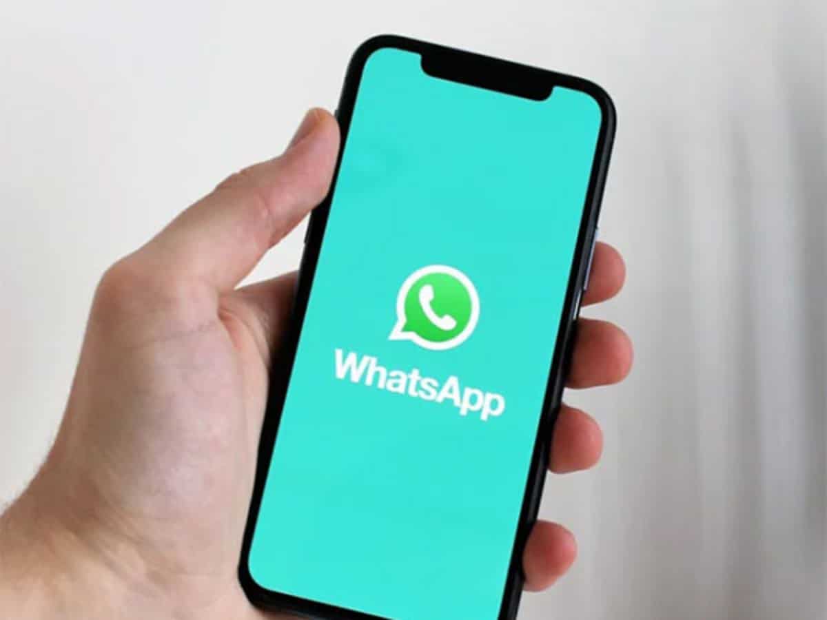 WhatsApp introduces translation feature for messages in hindi, english and spanish