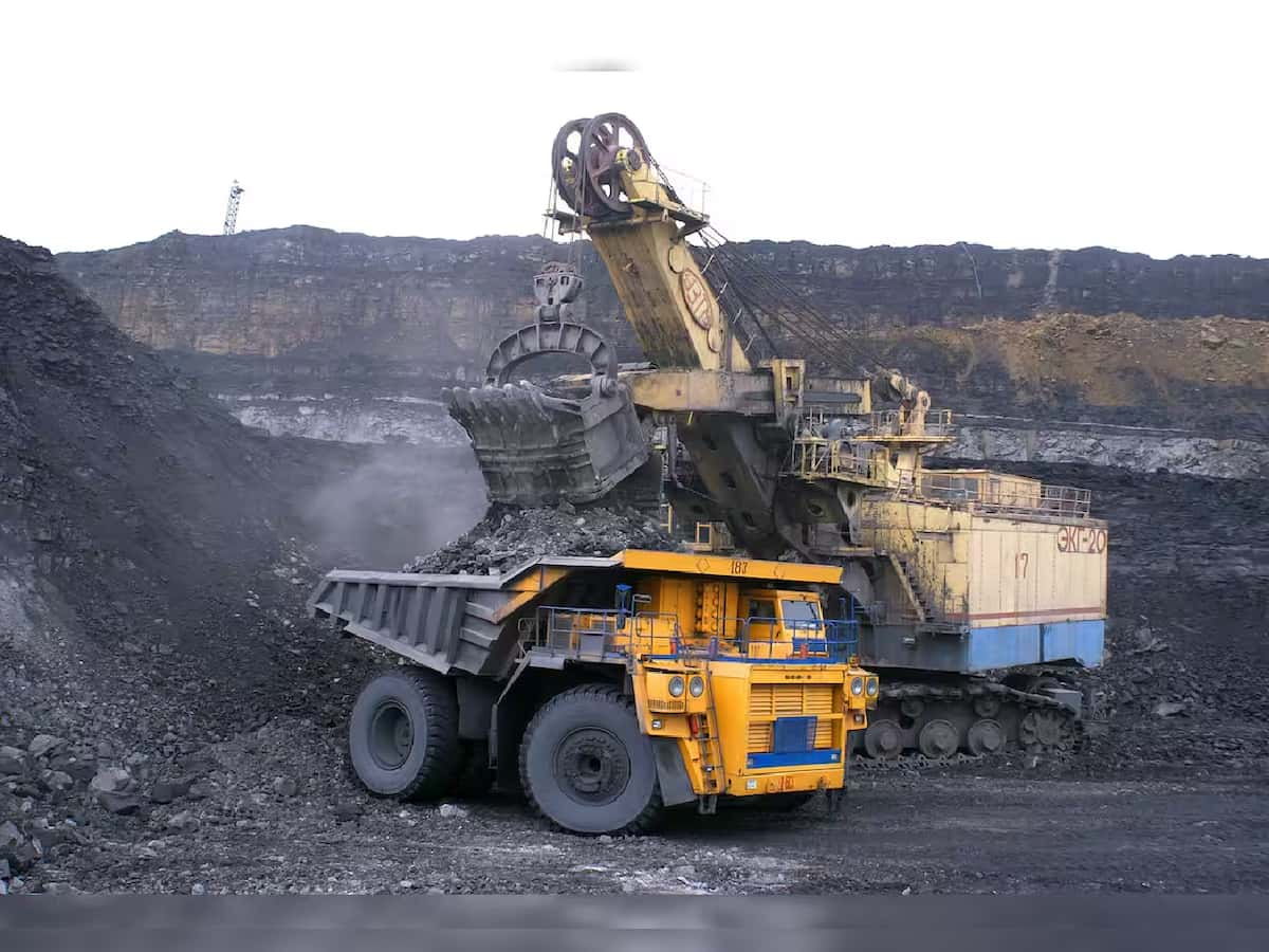 Government inks production pacts for 3 coal mines to pave way for Rs 4,500 crore investment