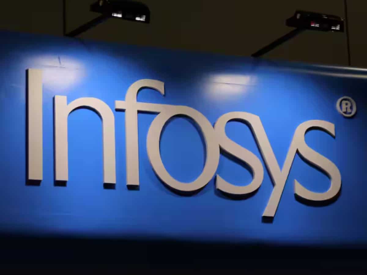 Infosys' headcount drops 1,908 in Q1 FY25, plans to hire 20,000 freshers as per growth