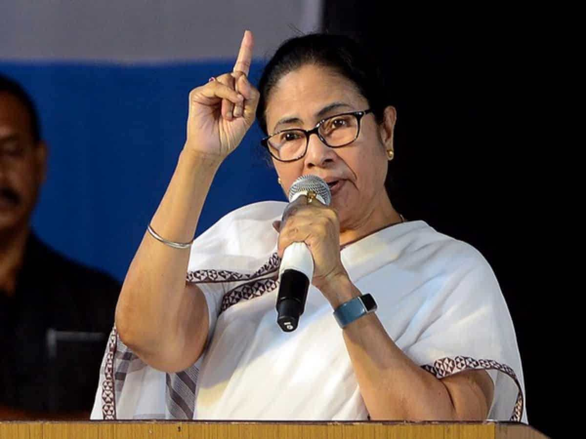 মুখ্যমন্ত্রী মমতা বন্দ্যোপাধ্যায়