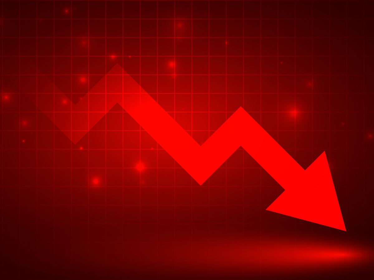 Share Market HIGHLIGHTS: Sensex plunges 738 pts at 80,604, Nifty50 sinks 270 pts below 24,550