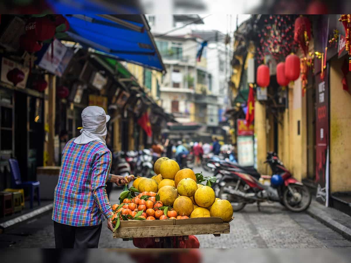 Minister JP Nadda directs FSSAI to waive off registration fee of Rs 100/year for street food vendors