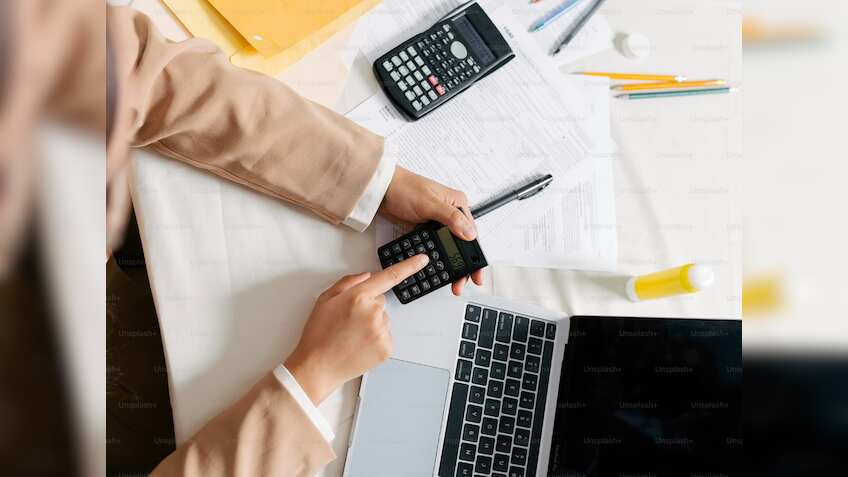 India's renewable energy sector to attract investments worth Rs 30.5 lakh crore by 2030: Economic Survey