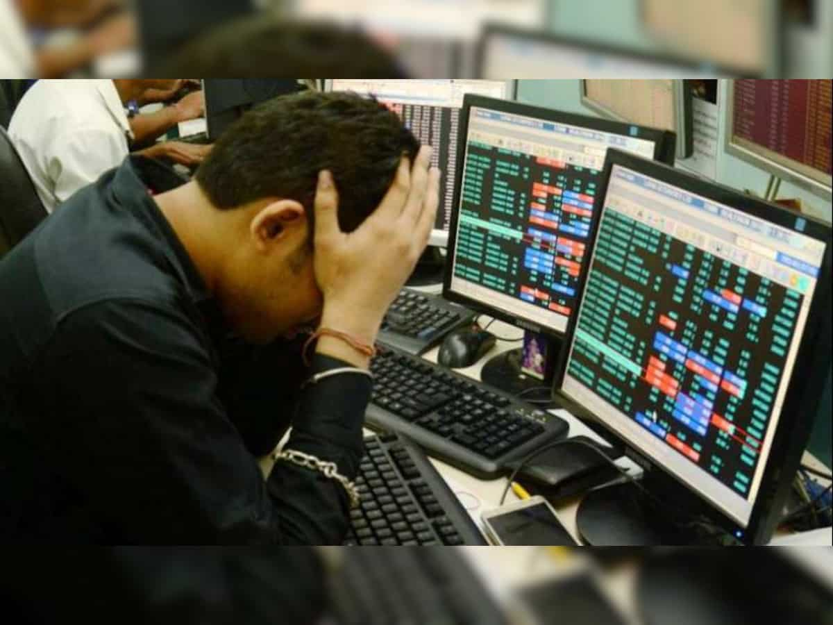 Day trading is risky! 7 out of every 10 traders lose money in equity cash market, reveals SEBI study 