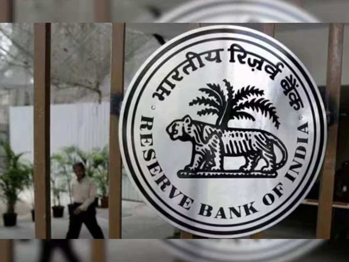 RBI issues norms to improve safety of payment systems