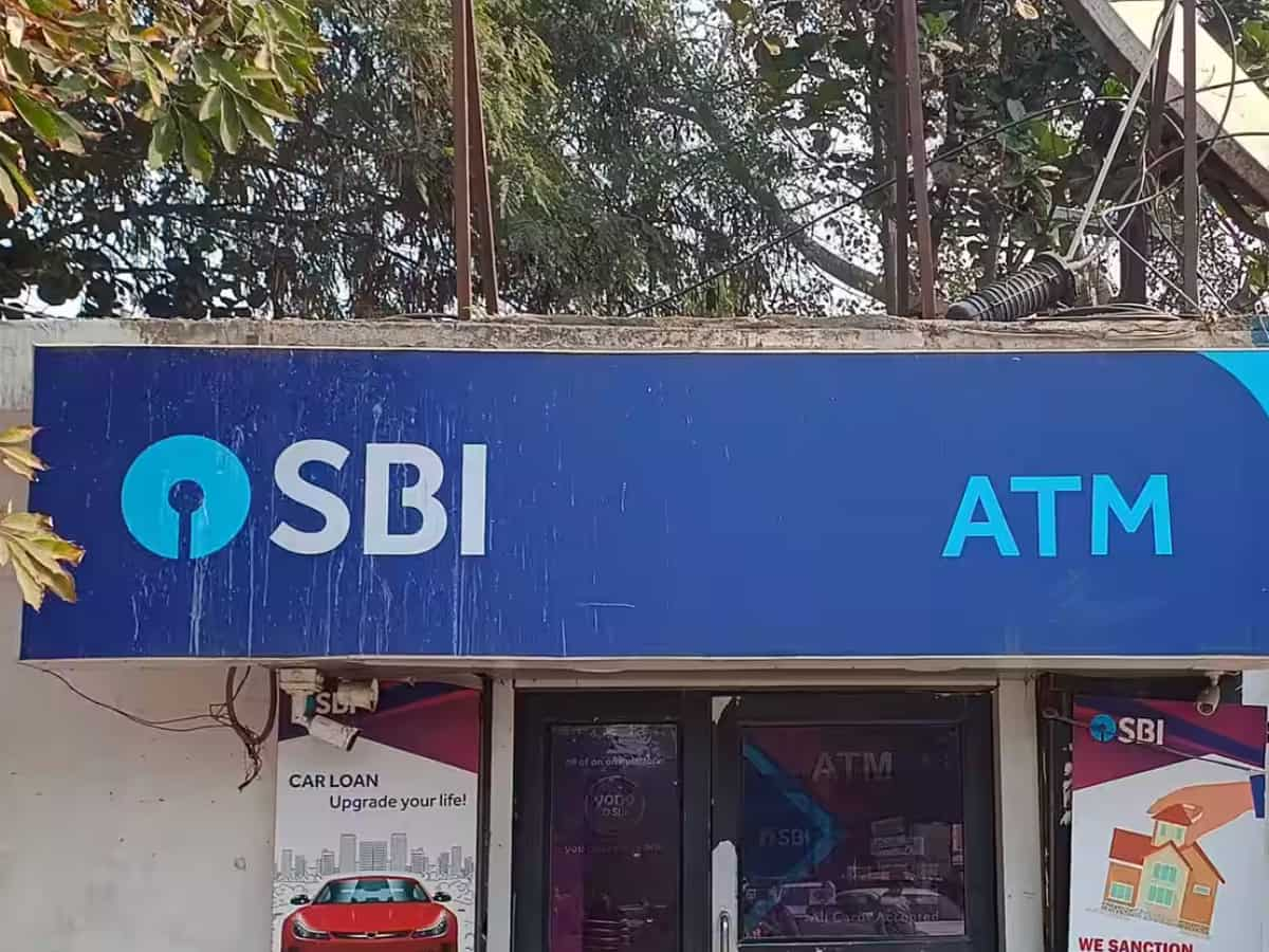 SBI shares decline over 3% as deposit growth during Q1 weighs; CLSA suggests 27% potential gains 