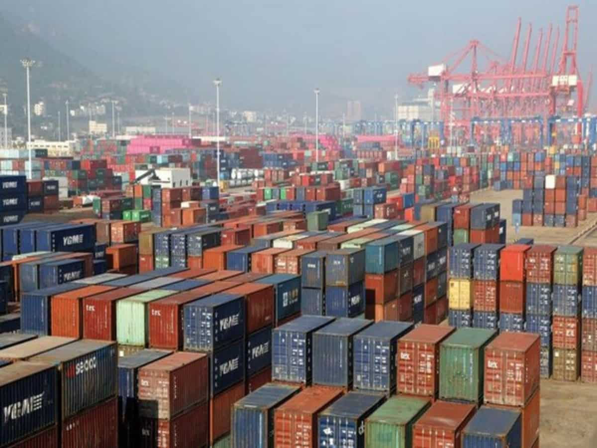 China's exports grow 7% in July, less than forecasts, while imports pick up pace