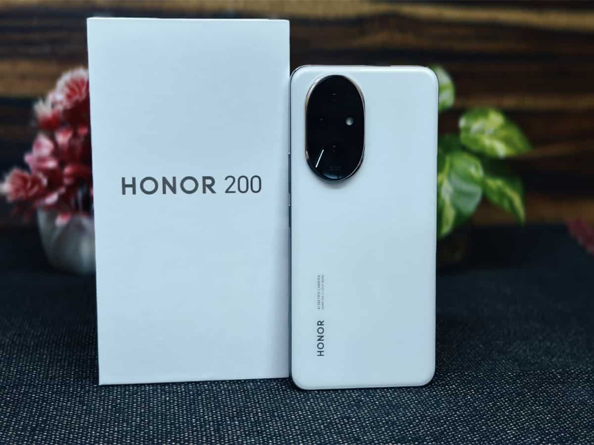 HONOR 200 Review: An excellent camera phone with standout design