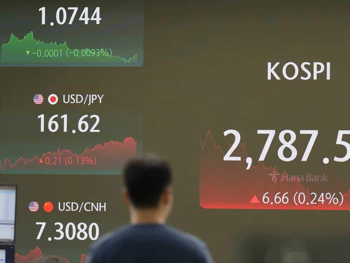 Asian shares are mixed after Wall Street decline led by falling tech stocks