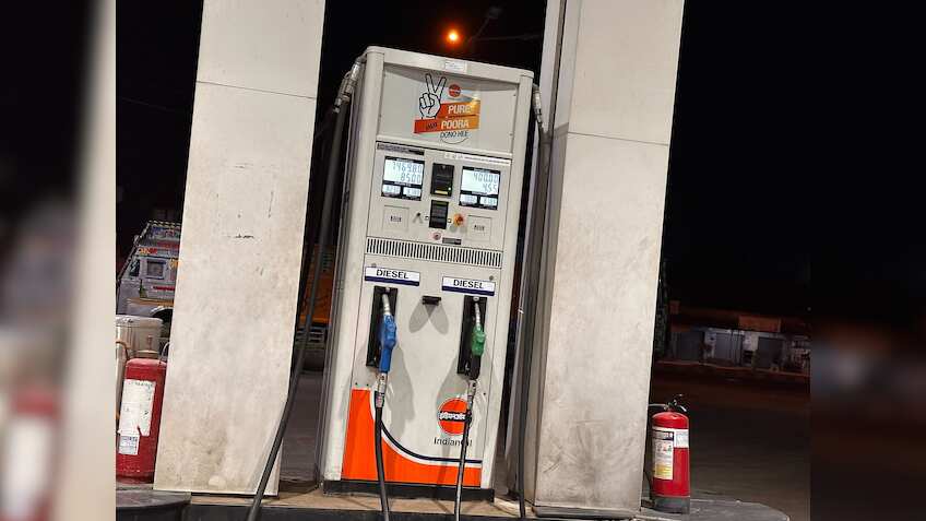 Petrol-Diesel Prices Today: Crude oil price drops below $76, have other fuel rates become cheaper? Check latest rates in Delhi, Bengaluru, Mumbai, Chennai and Kolkata