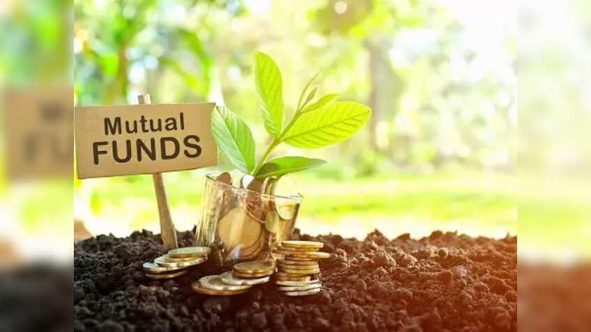 Mutual fund SIPs reach Rs 23,332 crore for first time, AUM at 64.69 lakh crore