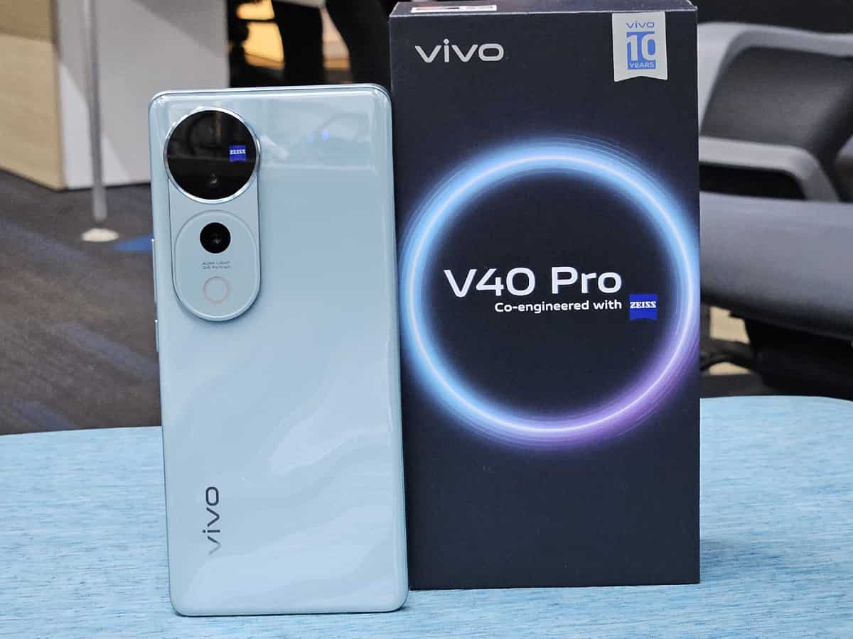 Vivo V40 Pro Review: The device that can’t be written off