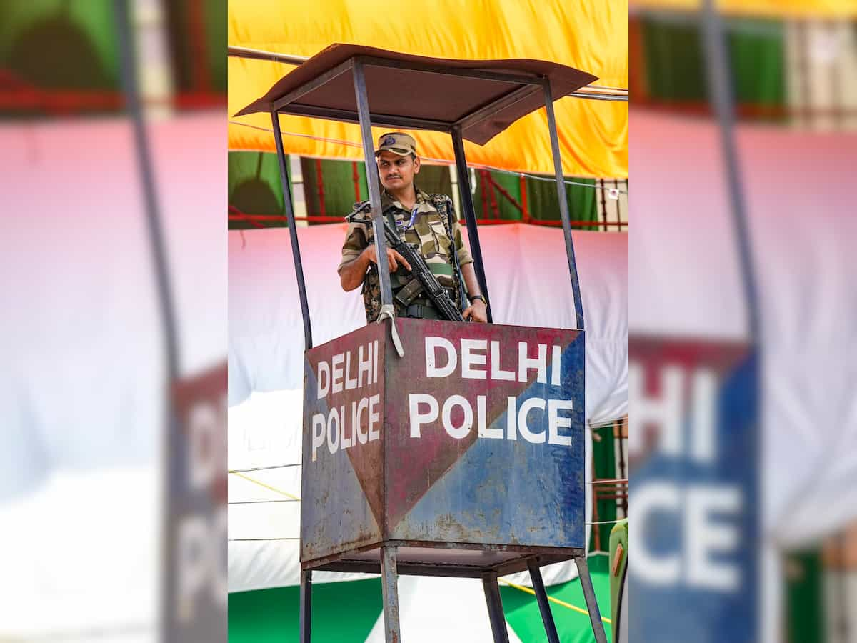 78th Independence Day: Delhi Police heightens security with 10,000 personnel, AI-powered CCTV cameras