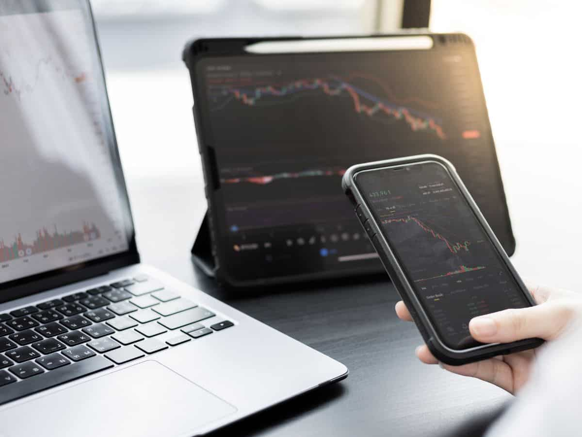 Top 7 BSE infrastructure stocks with highest absolute return over 1800% in 3 years