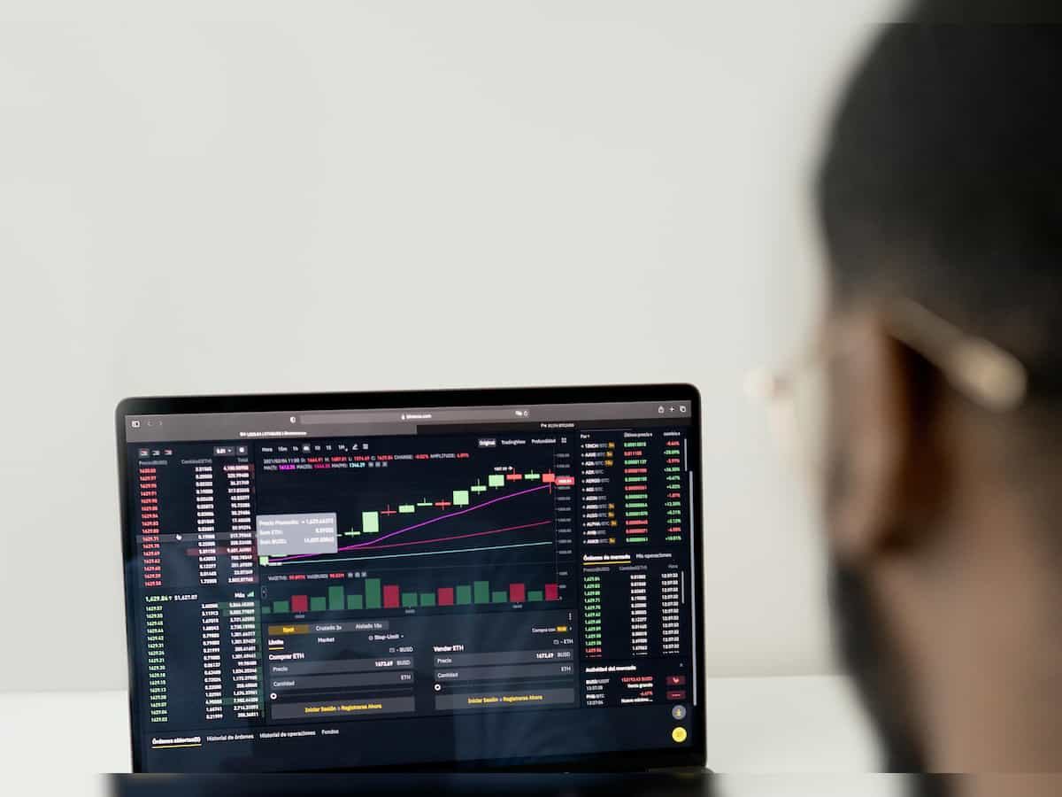 D-Street Week Ahead: Focus set to shift to global trends, FII trading activity as domestic results season draws to a close