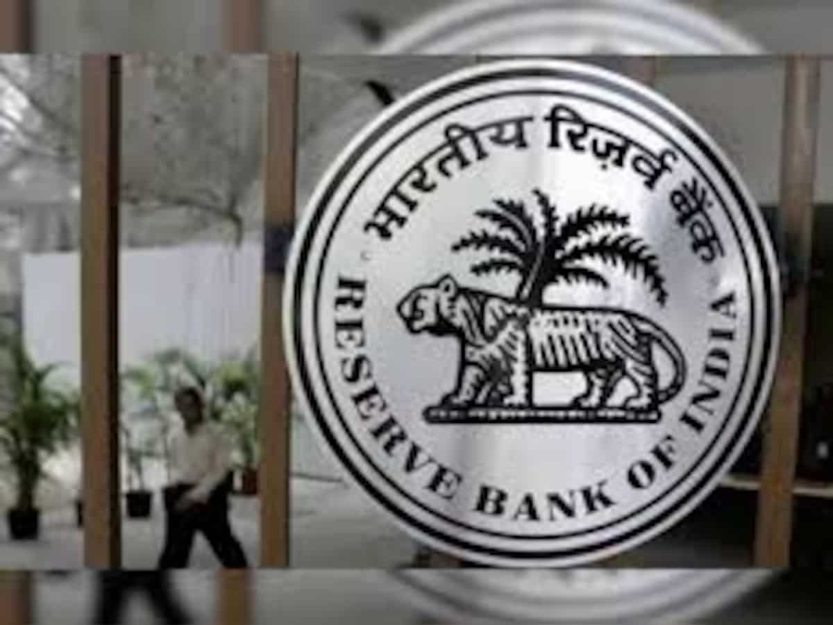 Deposit insurers may look for full coverage for small depositors, senior citizens: RBI Deputy Governor