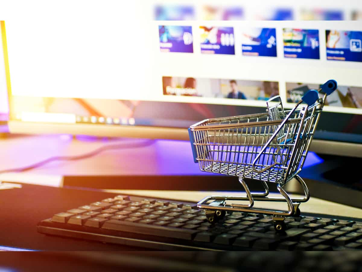 Govt seeks proposals for setting up e-commerce export hubs