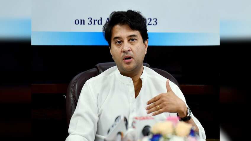 Telecom minister Scindia pushes for 6G leadership, nationwide broadband in meeting with telcos