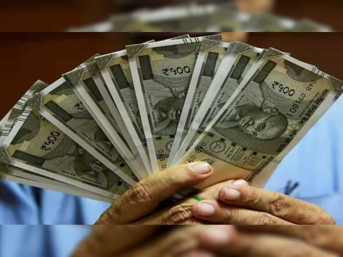 This senior citizen scheme can provide your Rs 50,000 in quarterly, but what should be your investment amount?