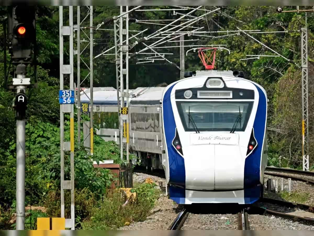 PM Narendra Modi flags off three Vande Bharat trains