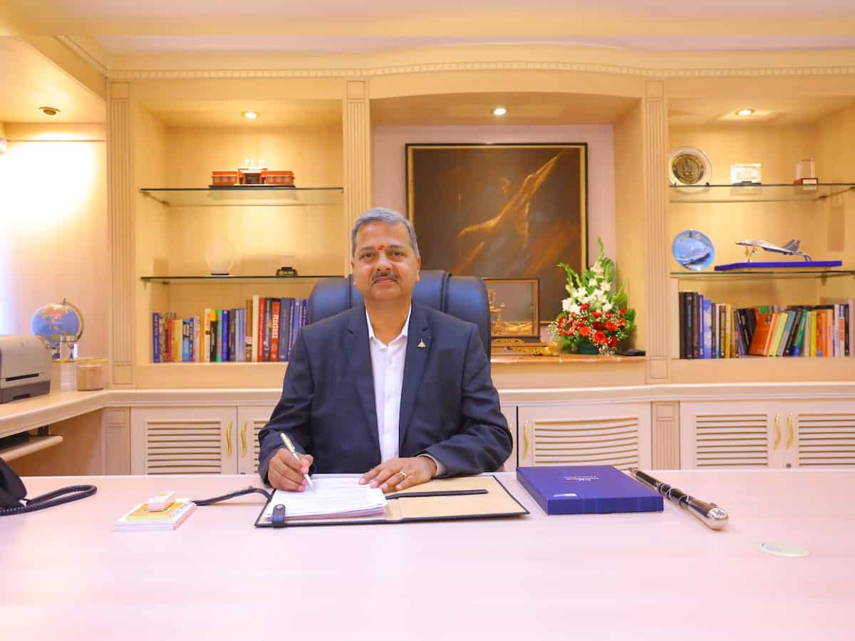 DK Sunil takes over as HAL CMD (additional charge)