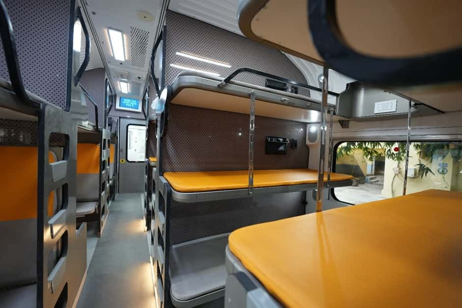 Vande Bharat Sleeper Features With Images | Key features