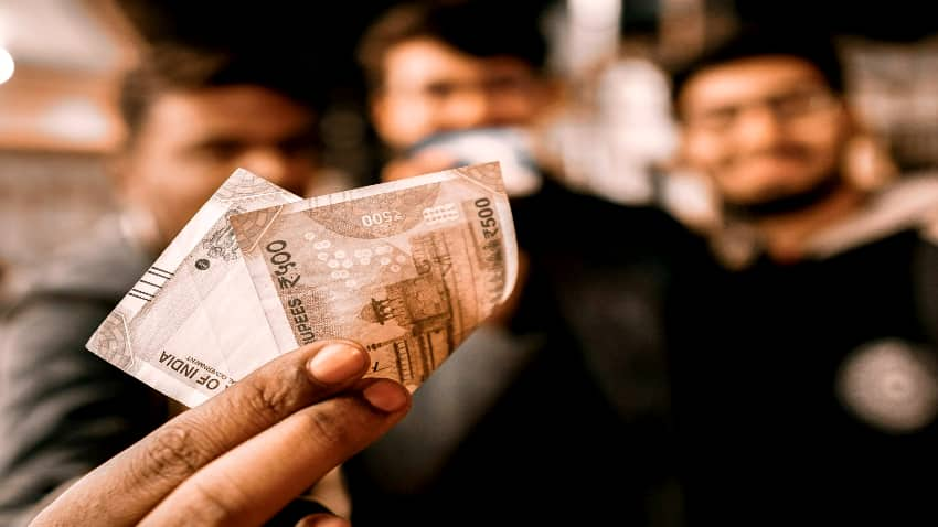 Minimum starting basic salary to generate Rs 2 crore retirement corpus