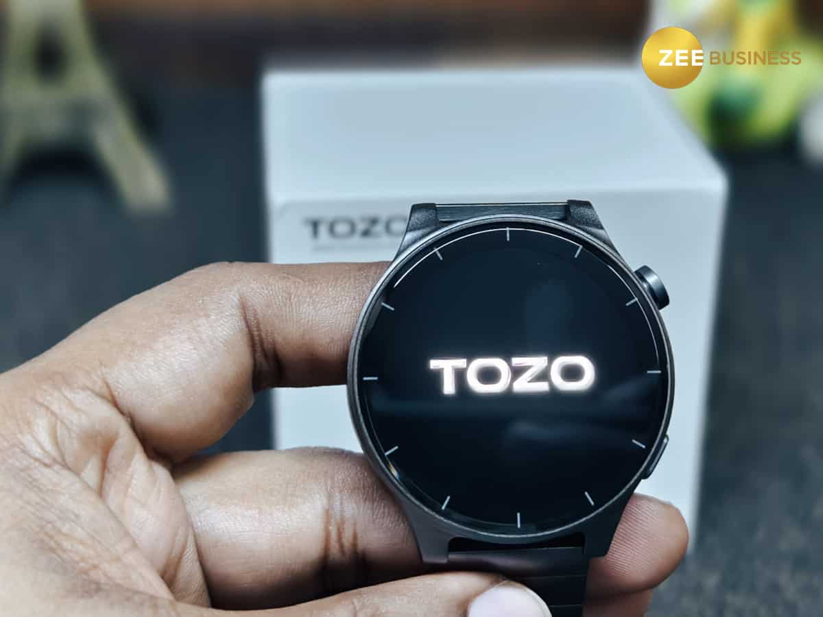 Tozo S5 Smartwatch Review: Display 