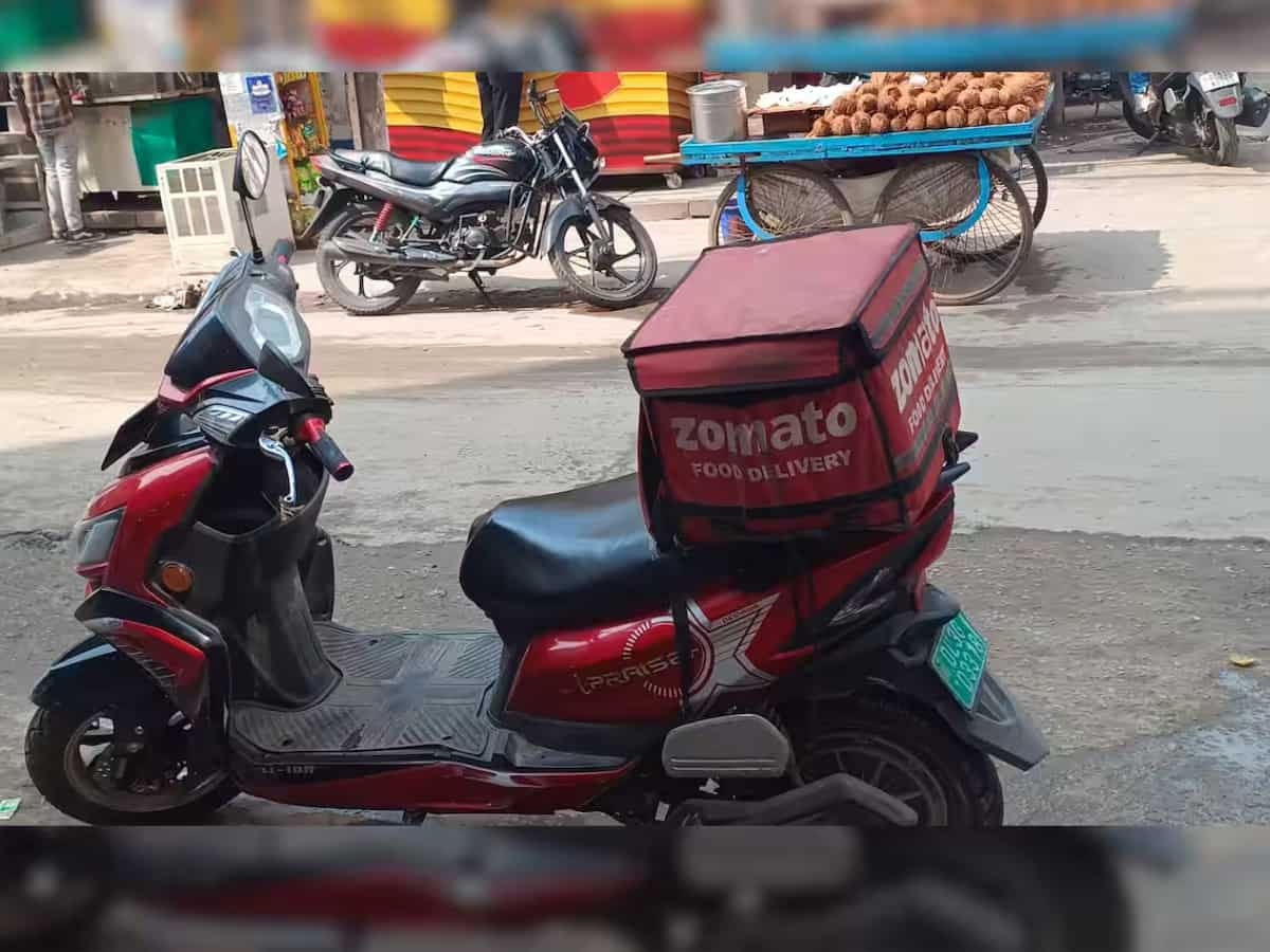 Zomato halts its 7-day winning run after notching fresh high; brokerages continue to remain bullish 