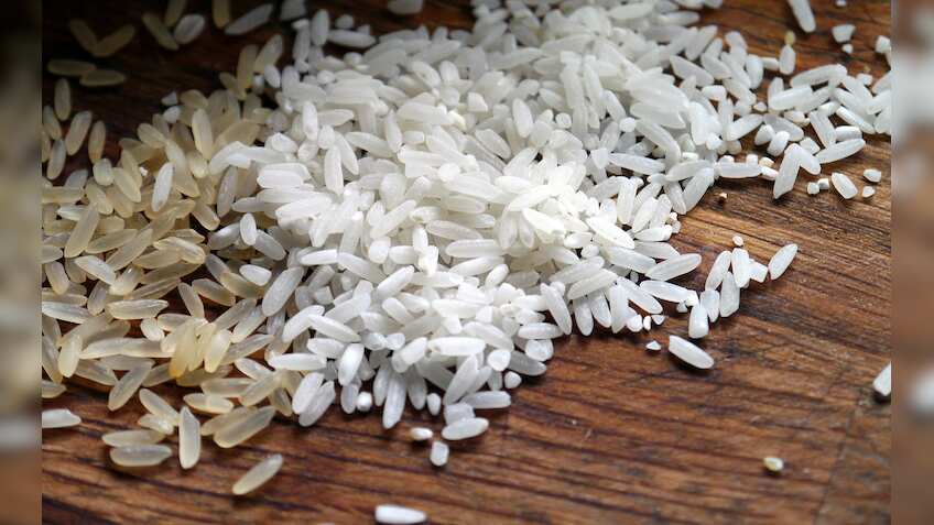 Government removes floor price on basmati rice