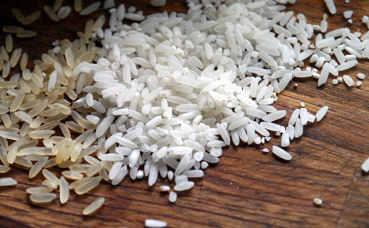 Government removes floor price on basmati rice