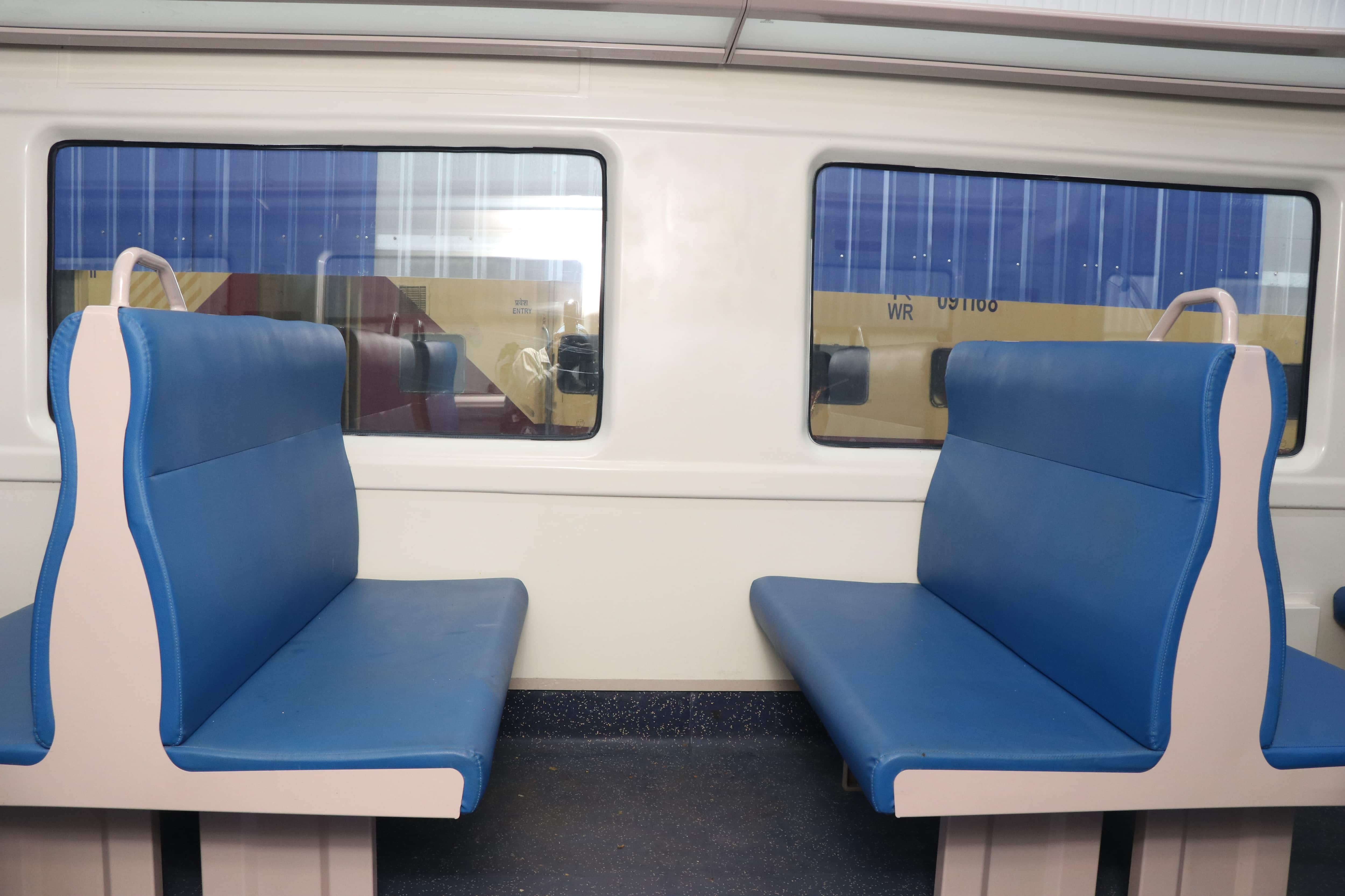 Vande Metro: Seat and comfort