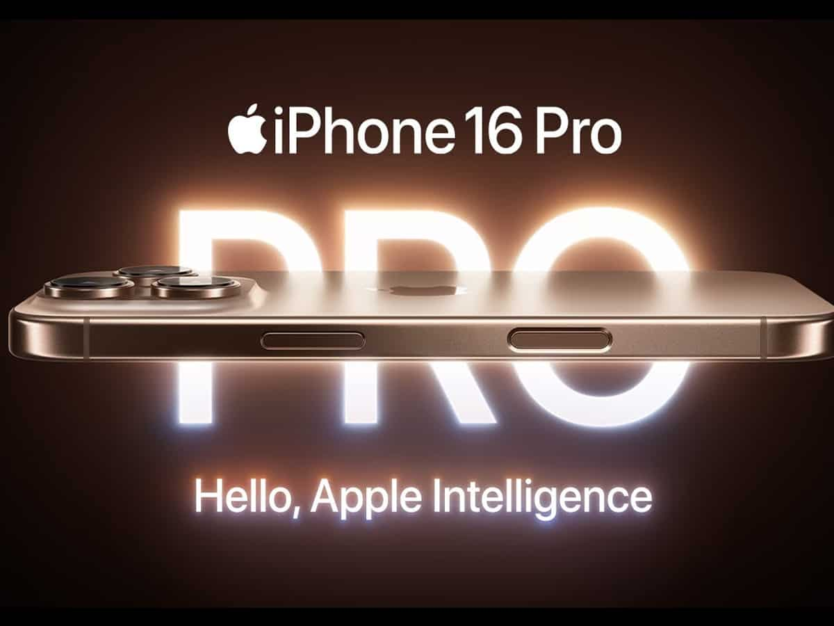 iPhone 16 Pro at Rs 52,400: Display