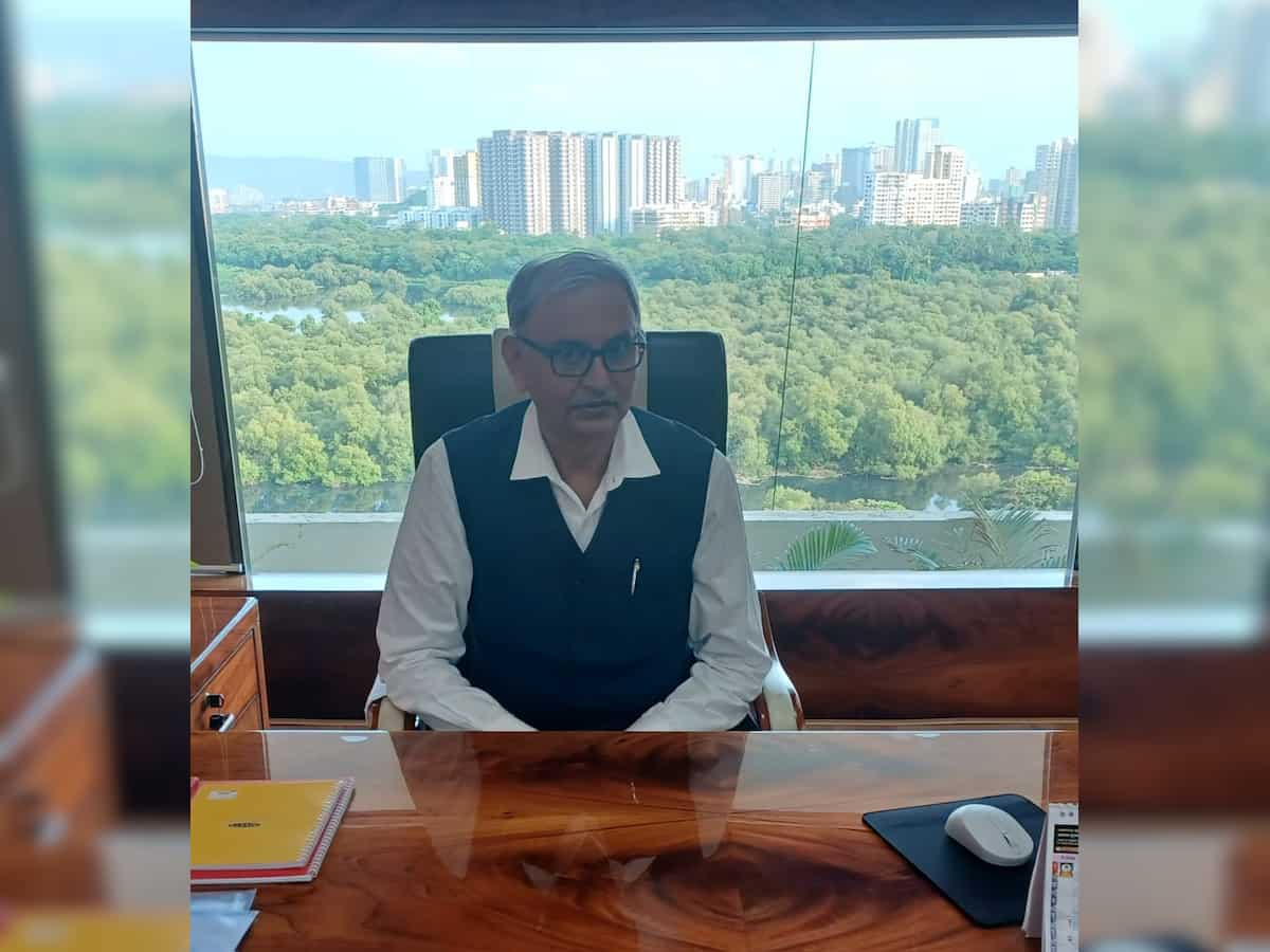 Ex-chief secretary Manoj Saunik takes charge as MahaRERA chairman