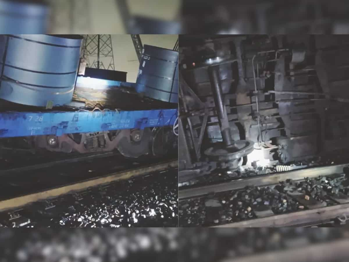 Goods train derail near Bokaro; 15 trains diverted 