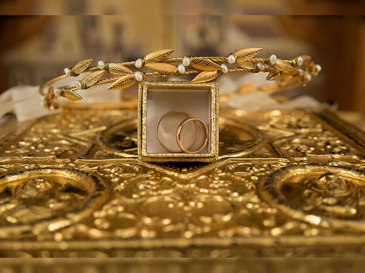 Gold rate today: Gold prices gain Rs 517 to Rs 75,375/10 gm, silver also up near Rs 92,000/kg