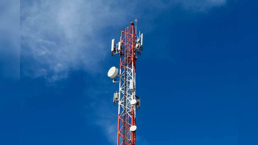 Airtel prepays Rs 8,465 crore to DoT against spectrum acquired in 2016