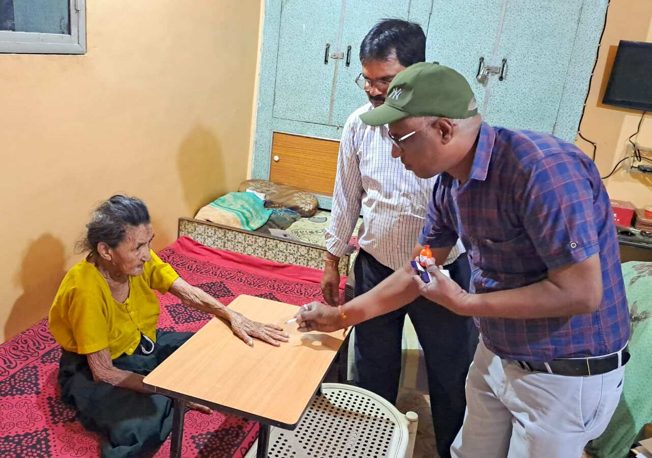 J-K Assembly polls: 44.08% turnout recorded till 1 pm in third phase of polls