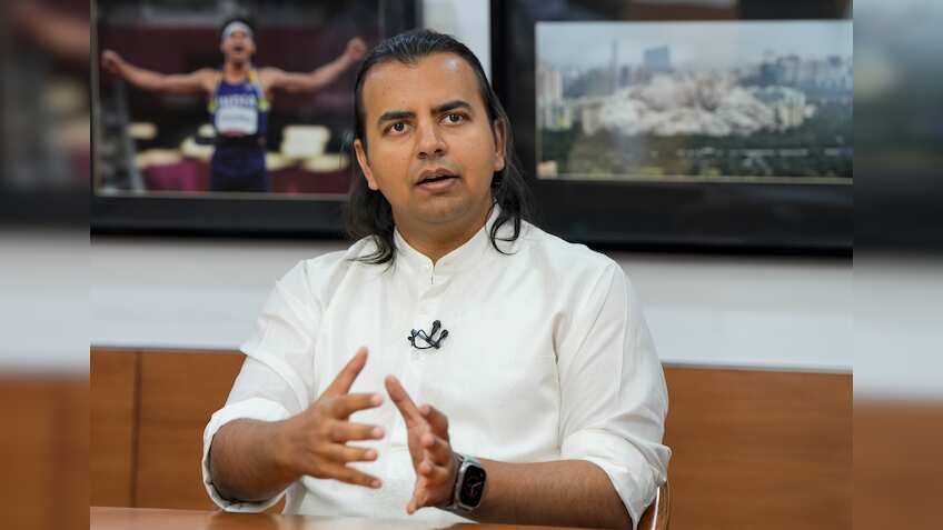 Bhavish Aggarwal, Kunal Kamra clash on X; this is what fuelled war of words