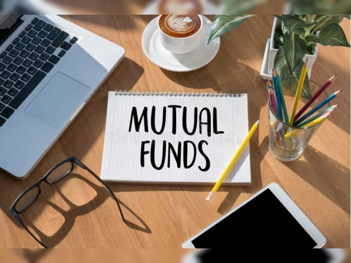 The role of mutual funds in achieving financial independence